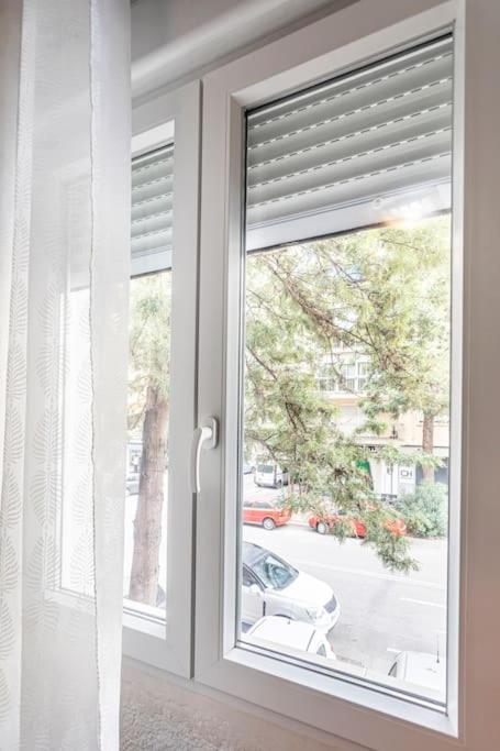 Precioso Piso Moderno: Terraza, A/C, Netflix, Wifi Apartment บาเลนเซีย ภายนอก รูปภาพ