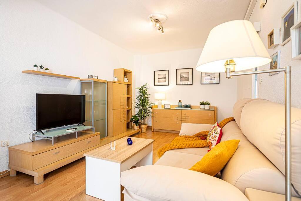 Precioso Piso Moderno: Terraza, A/C, Netflix, Wifi Apartment บาเลนเซีย ภายนอก รูปภาพ