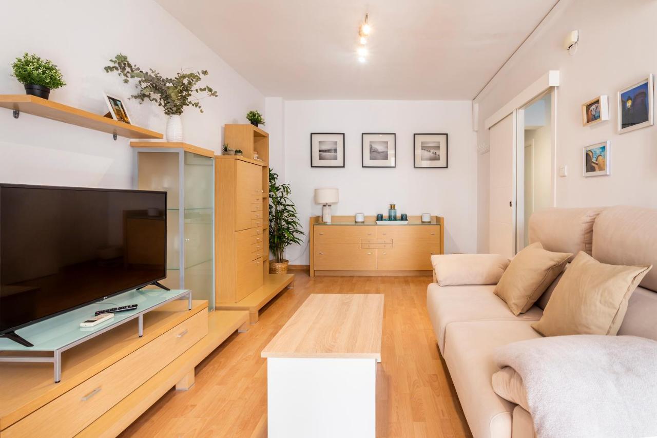 Precioso Piso Moderno: Terraza, A/C, Netflix, Wifi Apartment บาเลนเซีย ภายนอก รูปภาพ