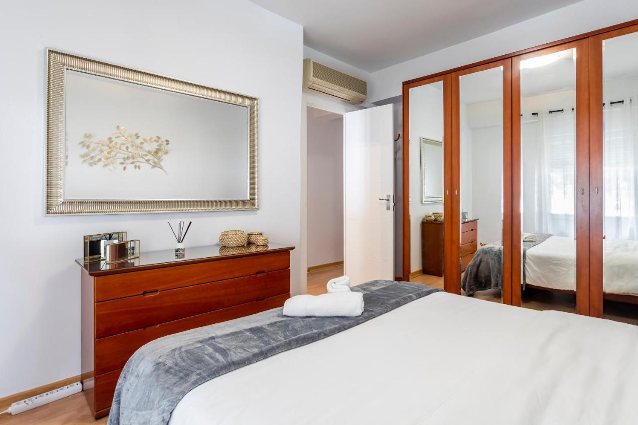 Precioso Piso Moderno: Terraza, A/C, Netflix, Wifi Apartment บาเลนเซีย ภายนอก รูปภาพ