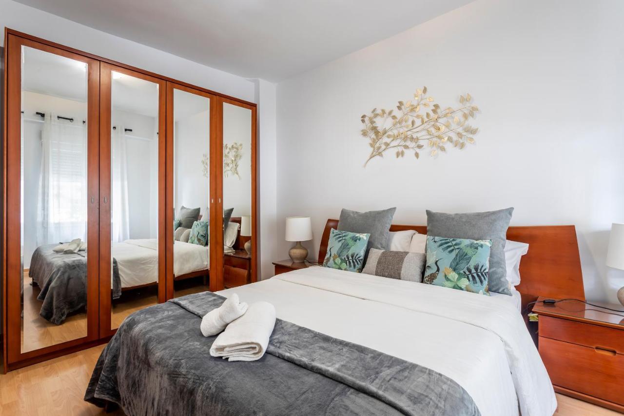 Precioso Piso Moderno: Terraza, A/C, Netflix, Wifi Apartment บาเลนเซีย ภายนอก รูปภาพ