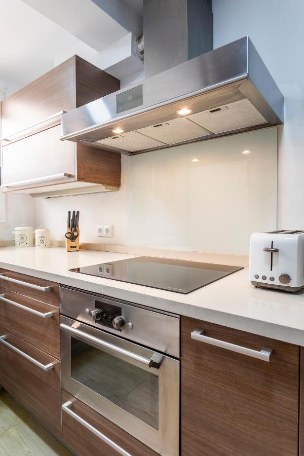 Precioso Piso Moderno: Terraza, A/C, Netflix, Wifi Apartment บาเลนเซีย ภายนอก รูปภาพ